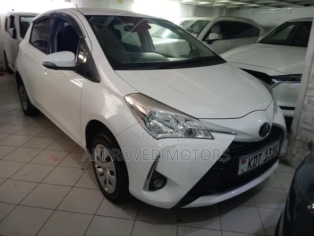 Toyota Vitz 2017 White