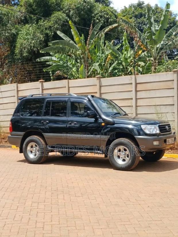 Toyota Land Cruiser 2005 Matt Black