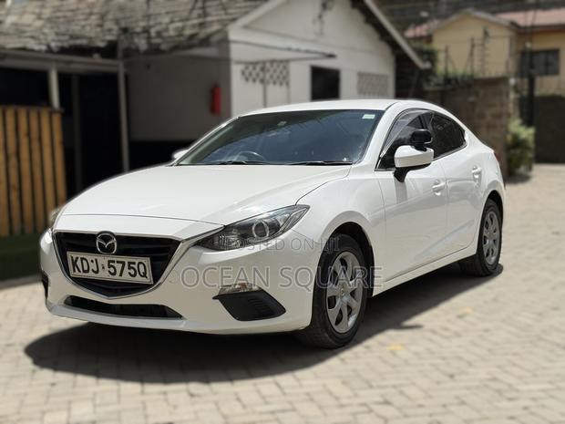 Mazda Axela 2015 White