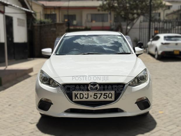 Mazda Axela 2015 White