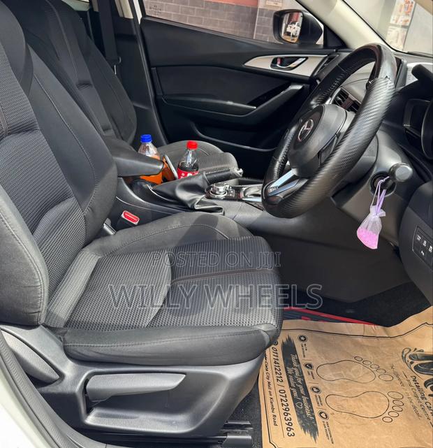 Mazda Axela 2017 White