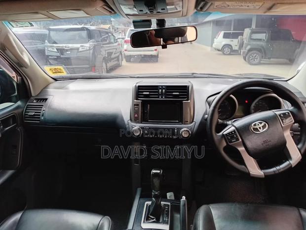 Toyota Land Cruiser Prado 2013 Black