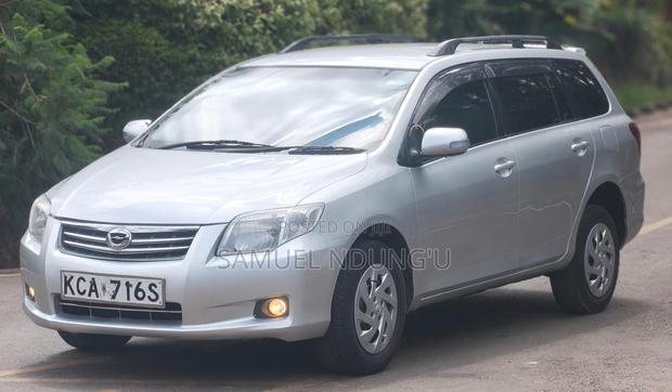 Toyota Corolla Fielder 2008 Silver