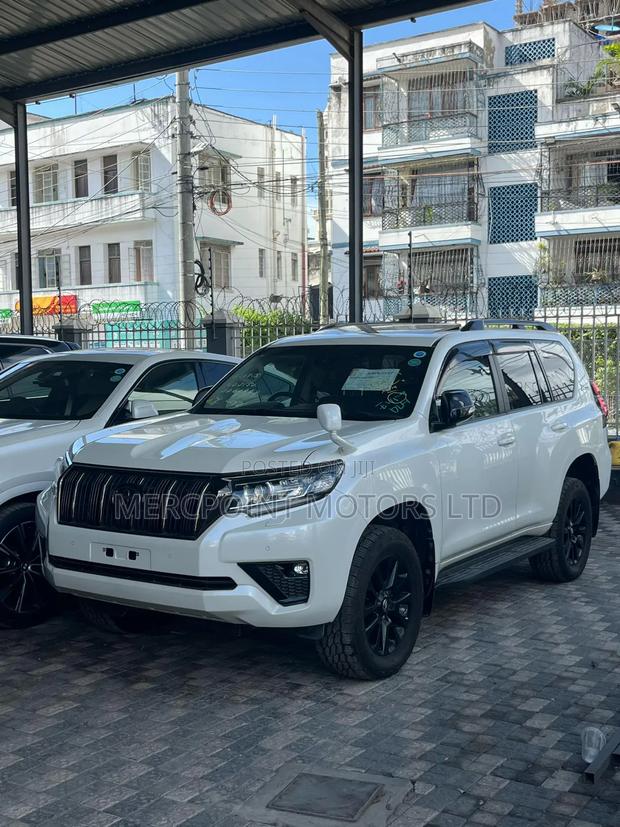 Toyota Land Cruiser Prado 2.8 2020 Teal