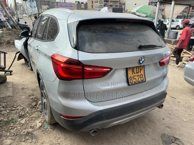 BMW X1 xDrive28i AWD 2016 Silver