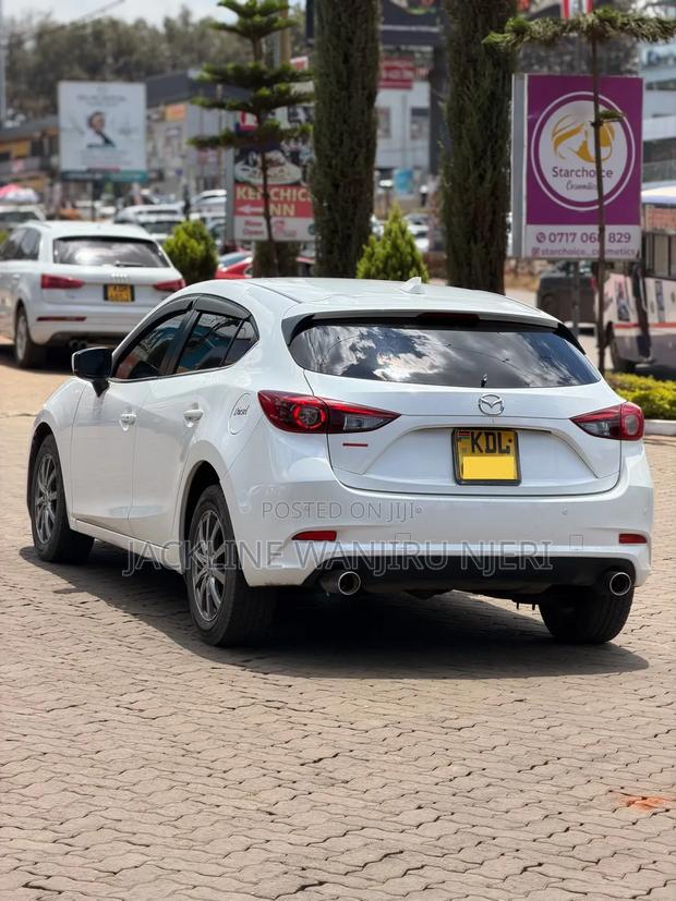 Mazda Axela 2016 White
