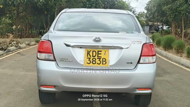 Toyota Axio 2014 Silver