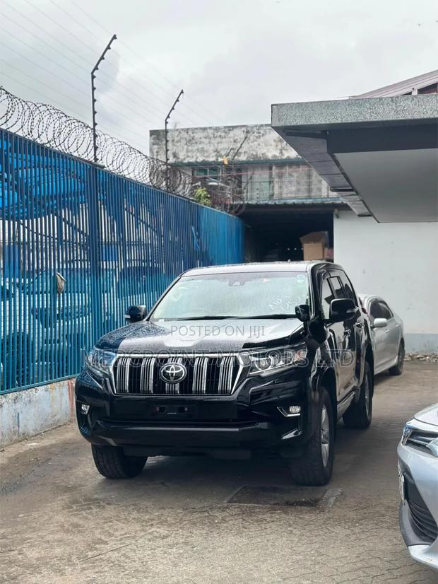 Toyota Land Cruiser Prado 2020 Matt Black