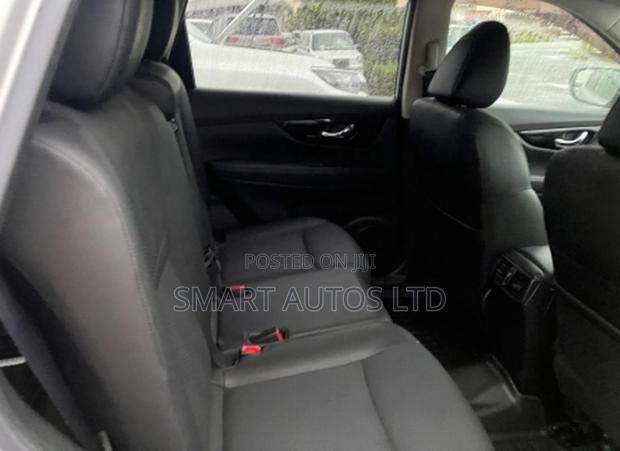Nissan X-Trail 2.0 Petrol AWD 2019 Silver