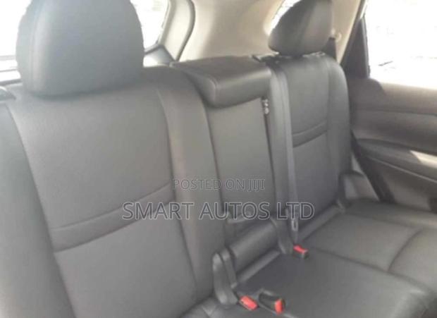 Nissan X-Trail 2.0 Petrol AWD 2019 Silver