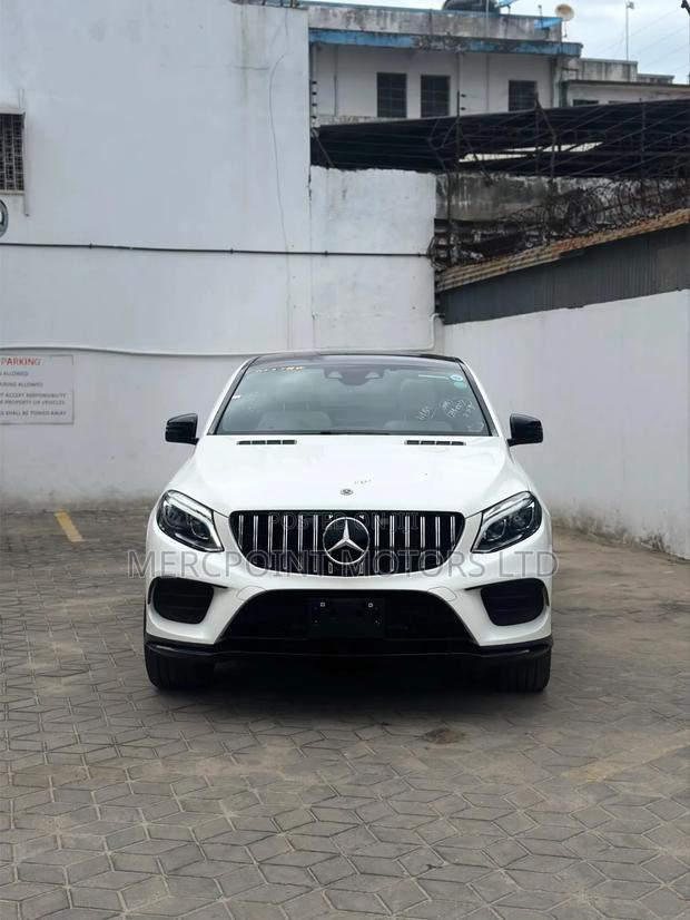 Mercedes-Benz GLE-Class 2019 White