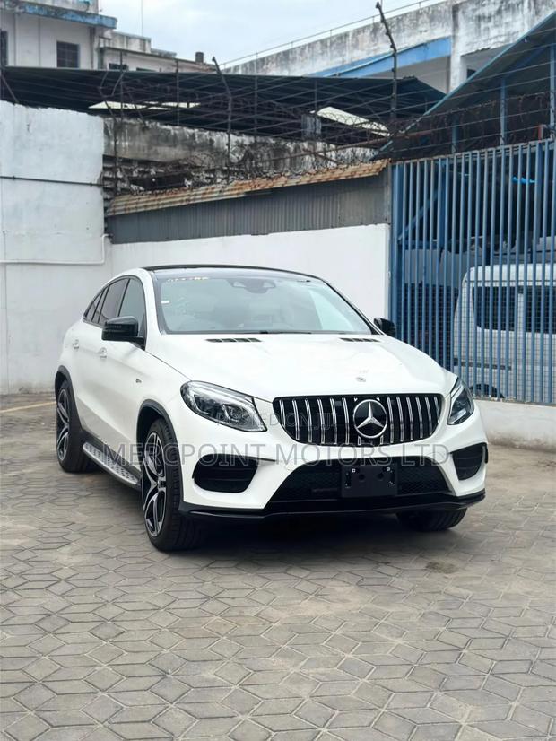 Mercedes-Benz GLE-Class 2019 White