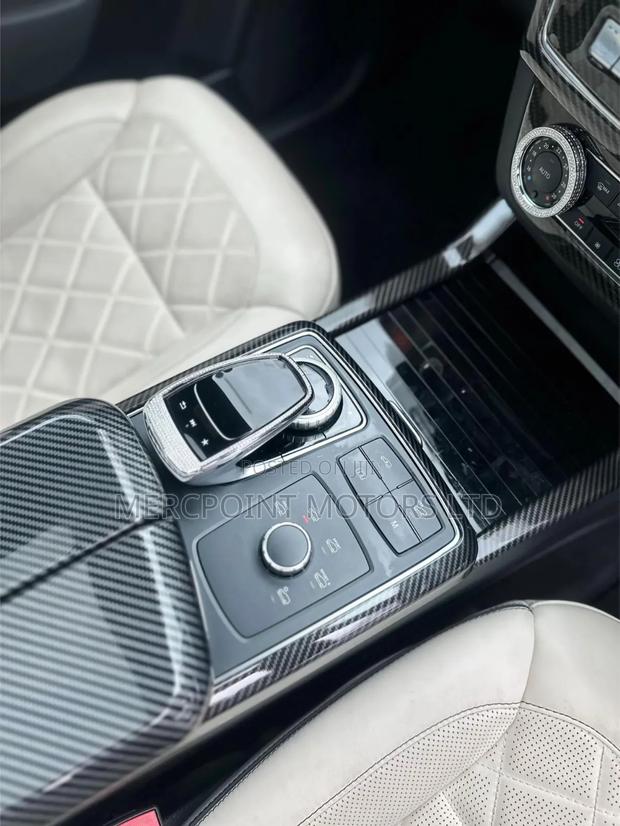 Mercedes-Benz GLE-Class 2019 White
