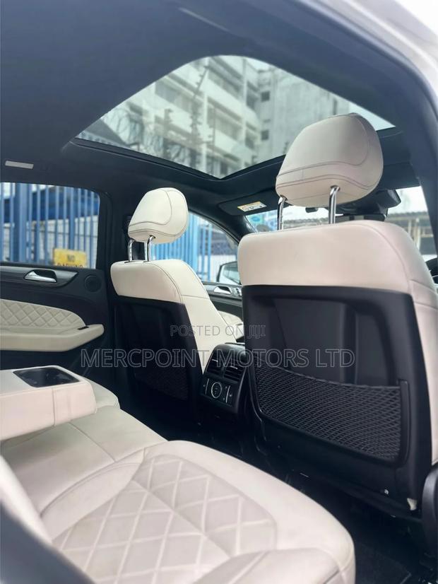 Mercedes-Benz GLE-Class 2019 White