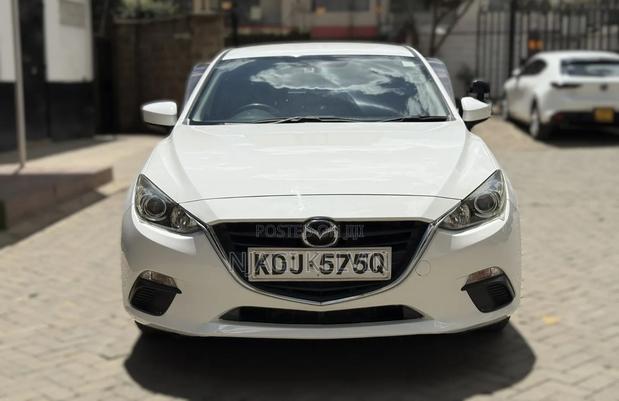 Mazda Axela 2015 White