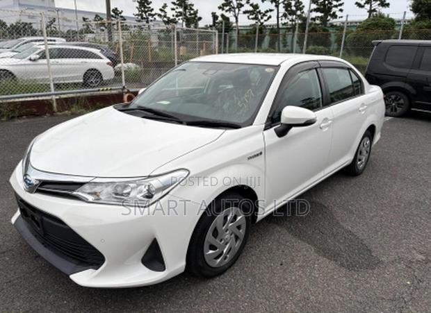 Toyota Axio 1.5 Hybrid G 2WD 2020 Pearl