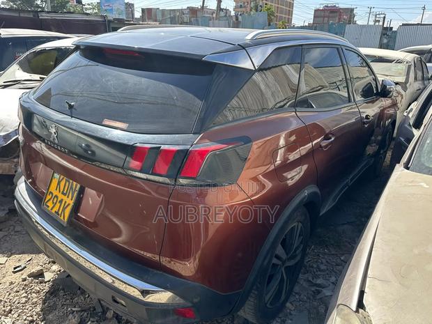 Peugeot 3008 2015 Orange