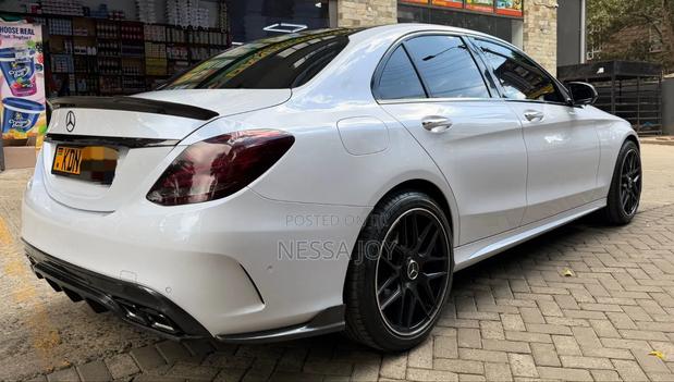 Mercedes-Benz C200 2016 White