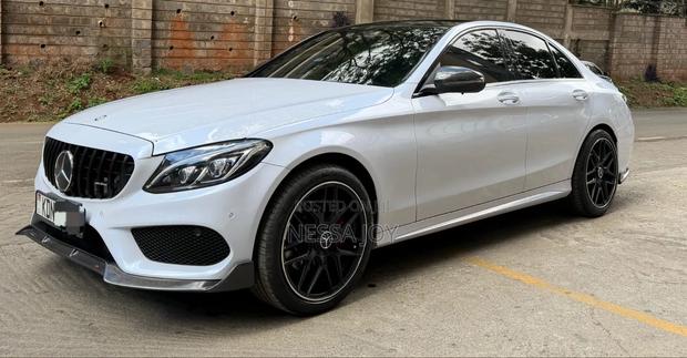 Mercedes-Benz C200 2016 White