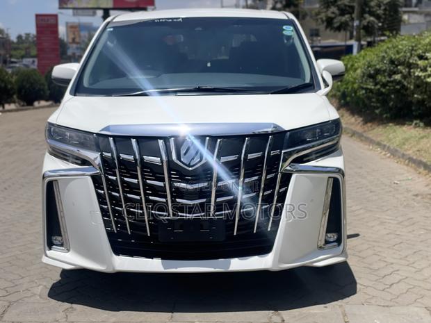 Toyota Alphard 2.5 Petrol FWD 2019 White