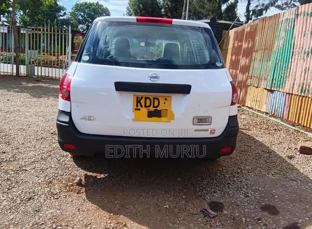 Nissan Advan 2014 White