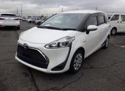 Toyota Sienta 1.5 Hybrid FWD 2019 Pearl for sale