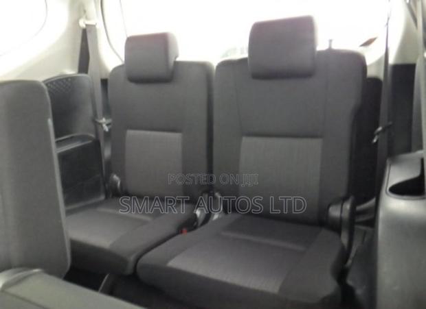 Toyota Sienta 1.5 Hybrid FWD 2019 Pearl