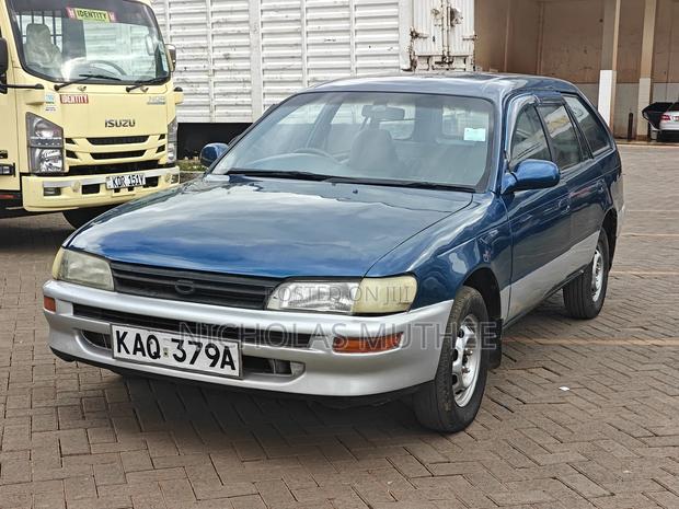Toyota Corolla 1997 Blue