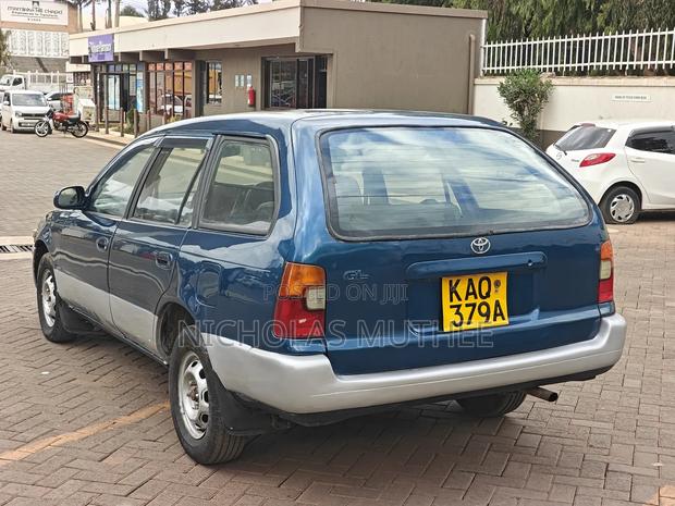 Toyota Corolla 1997 Blue