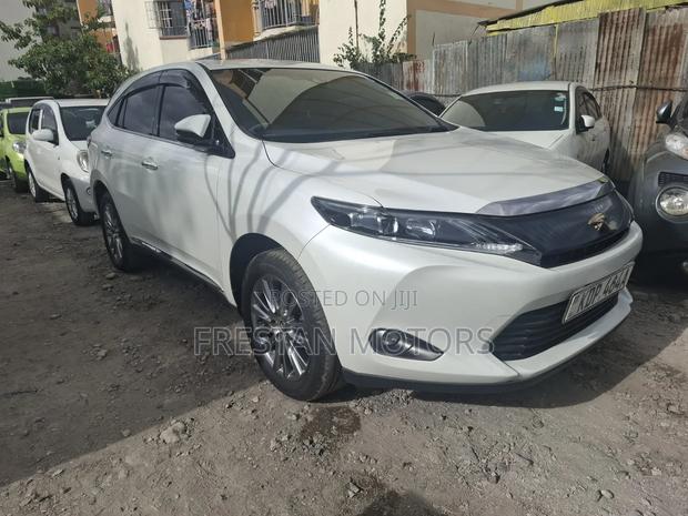 Toyota Harrier 2017 Pearl