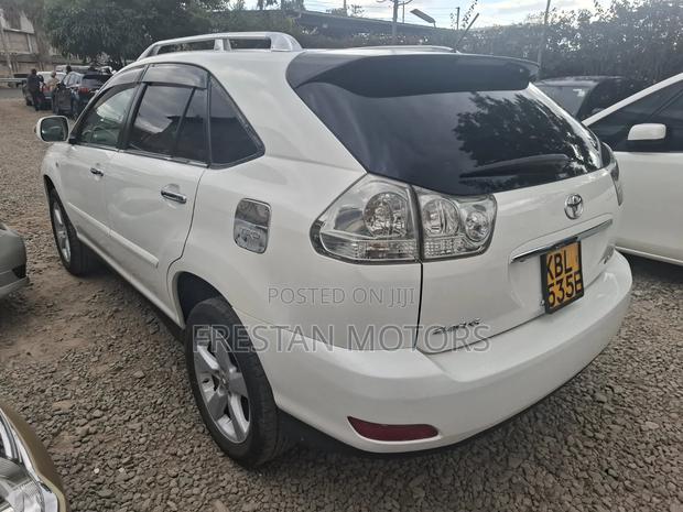 Toyota Harrier 2002 White