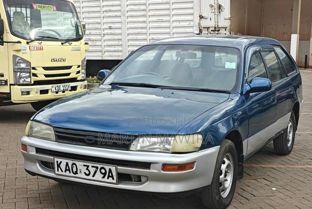 Toyota Corolla 1998 Blue
