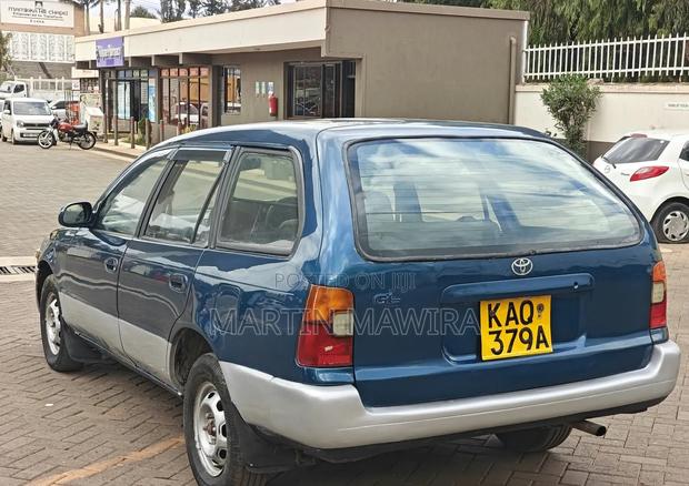 Toyota Corolla 1998 Blue