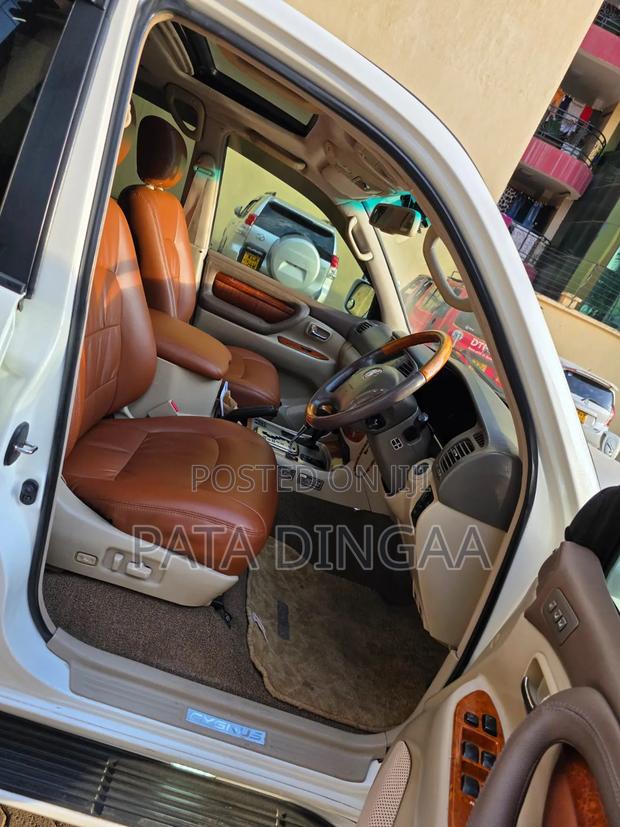 Toyota Land Cruiser 100 4.2 2006 White