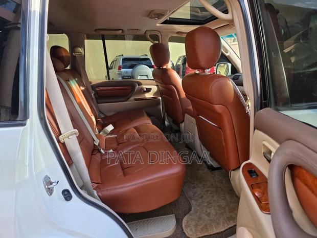 Toyota Land Cruiser 100 4.2 2006 White