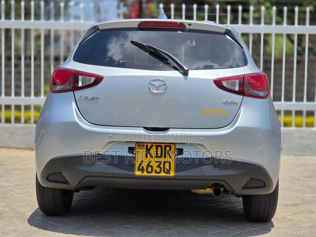 Mazda Demio 2017 Silver