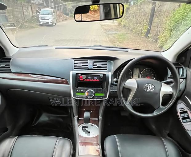 Toyota Premio 2013 White