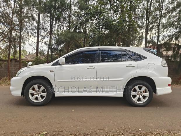 Toyota Harrier 2009 White