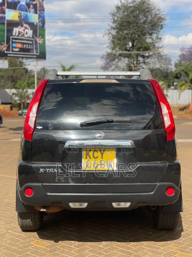 Nissan X-Trail 2012 Black