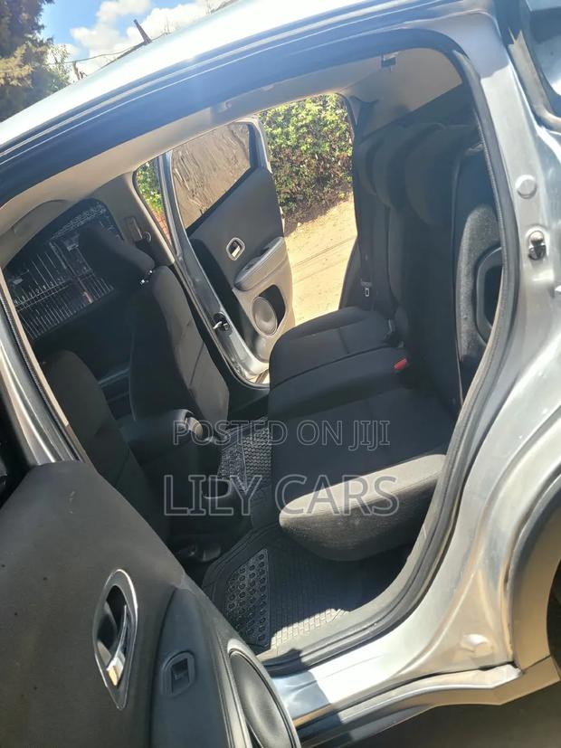 Honda Vezel 1.5 2WD 2016 Silver