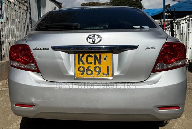 Toyota Allion 2011 Silver