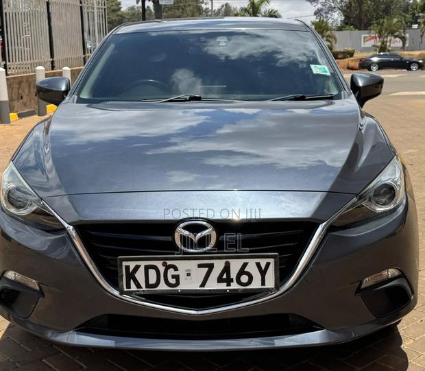 Mazda Axela SV Premium 2014 Gray