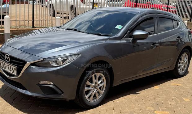Mazda Axela SV Premium 2014 Gray