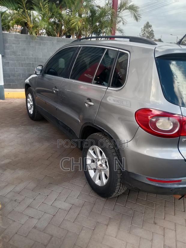 Volkswagen Tiguan 1.4 TSI 2008 Gray