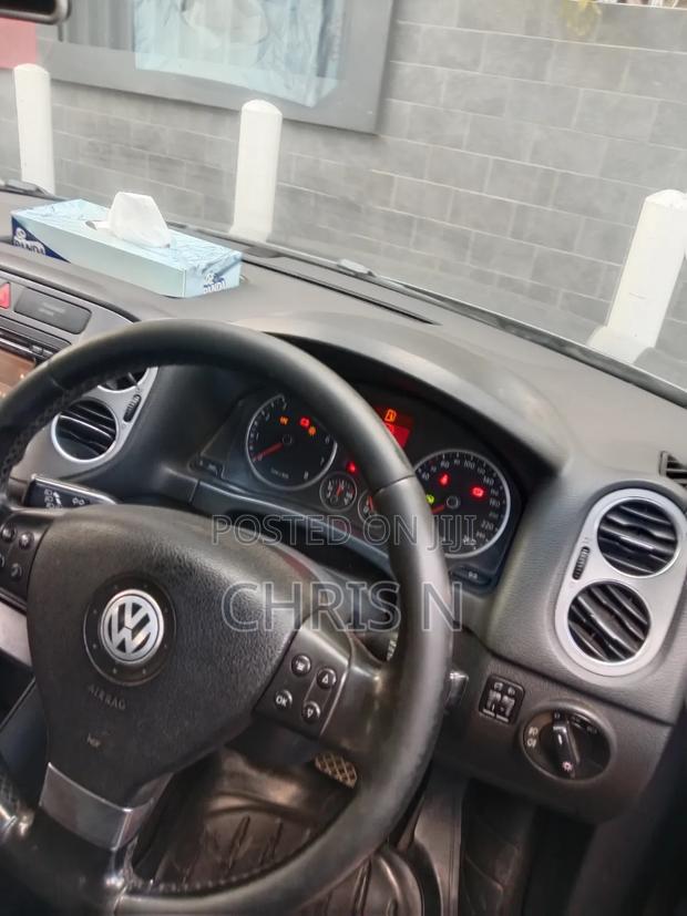 Volkswagen Tiguan 1.4 TSI 2008 Gray