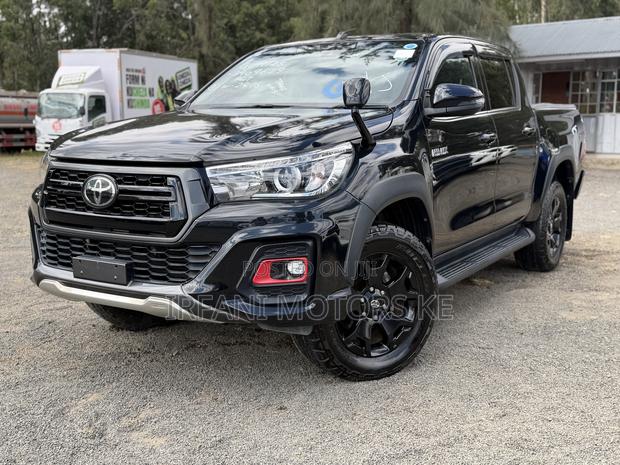 Toyota Hilux Revo Double Cab Deisel 2.4 AWD 2019 Black