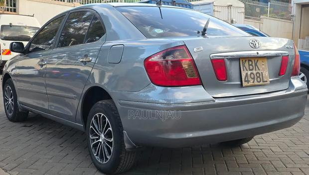 Toyota Premio 2002