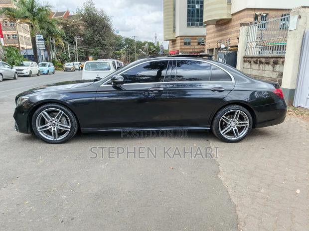 Mercedes-Benz E200 2017 Black