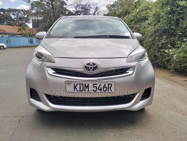 Toyota Ractis 2016 Silver