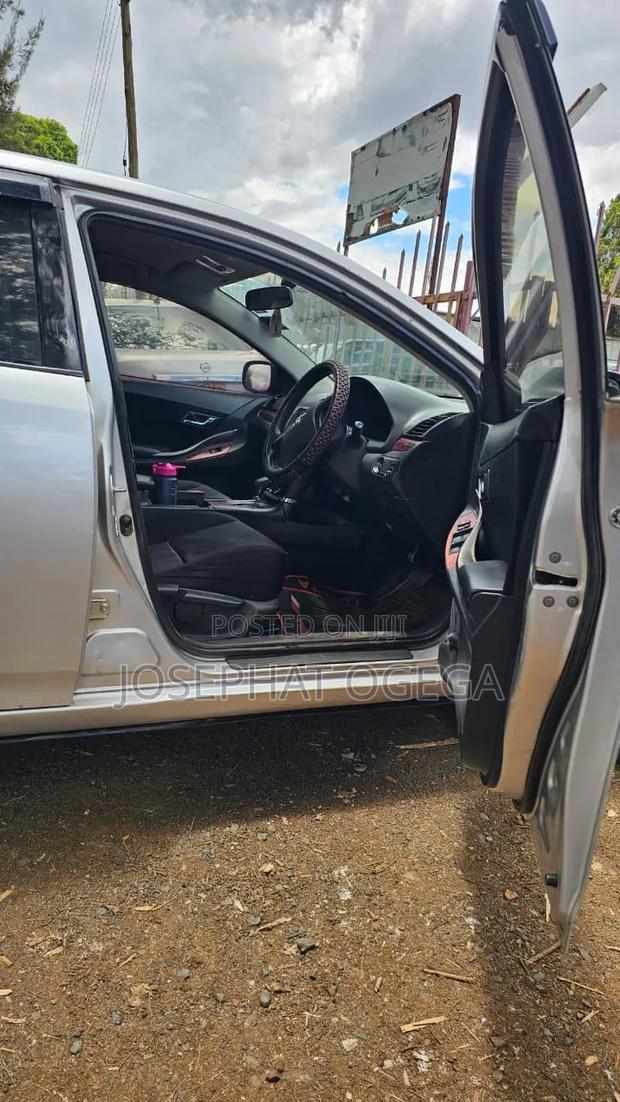 Toyota Allion 2011 Silver